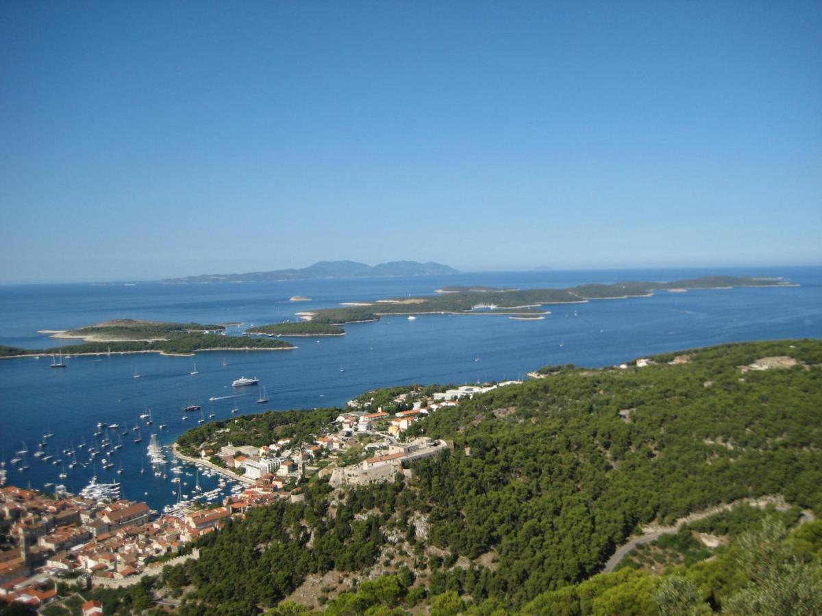 Hana'S Eyes Hvar Town Exterior photo